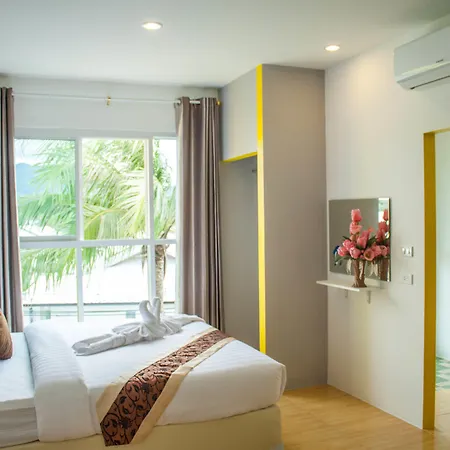 The Sunflower Holiday Hostel-2